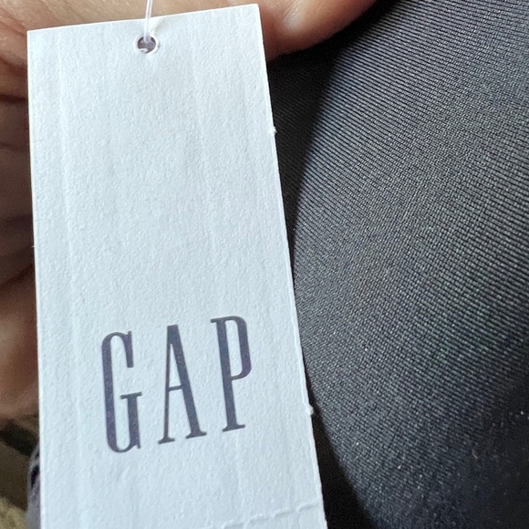 🟠NWT GAP One-Piece Crossover Swimsuit in Black MED - Picture 6 of 9